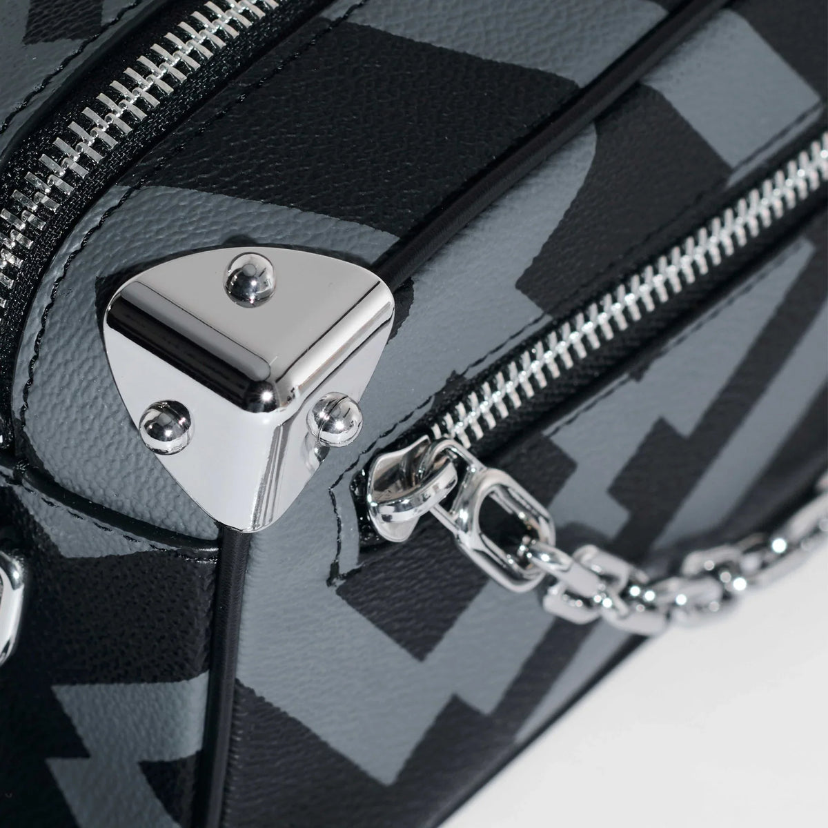 GXB TRAVEL TRUNK